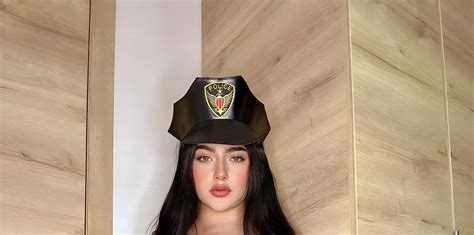 Free briurdaneta (1) Porn Videos .